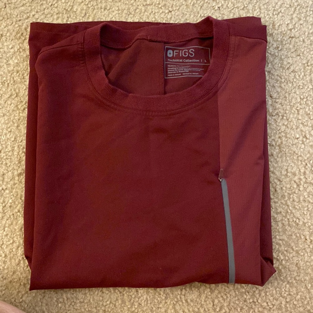 Figs color-blocked top in burgundy size large